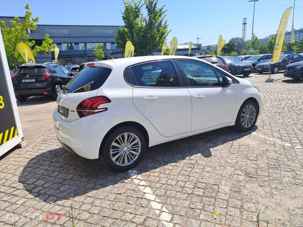 Peugeot 208 82 VTI Allure