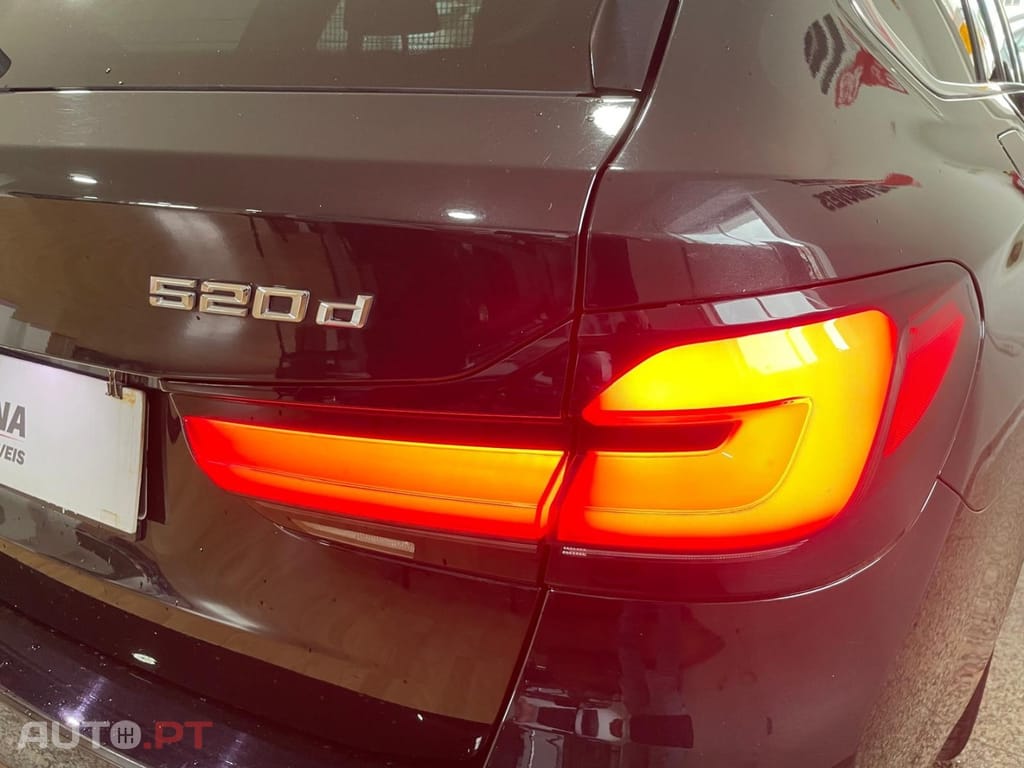 BMW 520 d Line Luxury Auto — fotografia 27
