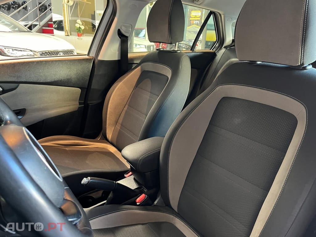 Fiat Tipo 1.3 MTJ LOUNGE