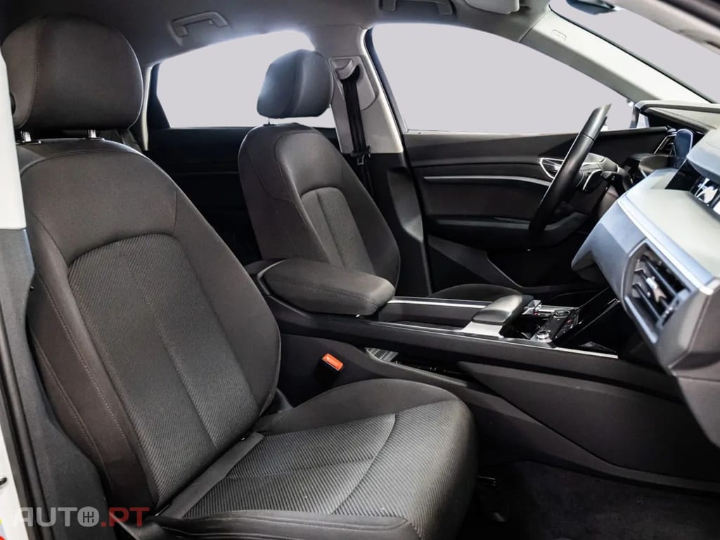 Audi E-Tron I.V.A DEDUTÍVEL  55 ADVANCED 21Z