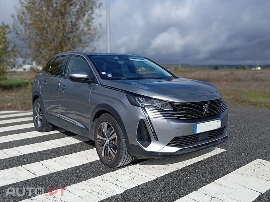 Peugeot 3008 Plug-In Hybrid 225 e-EAT8 Allure Pack