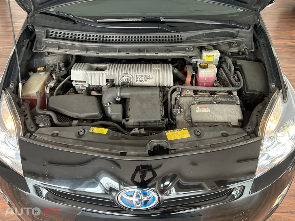 Toyota Prius 1.8 PREMIUM