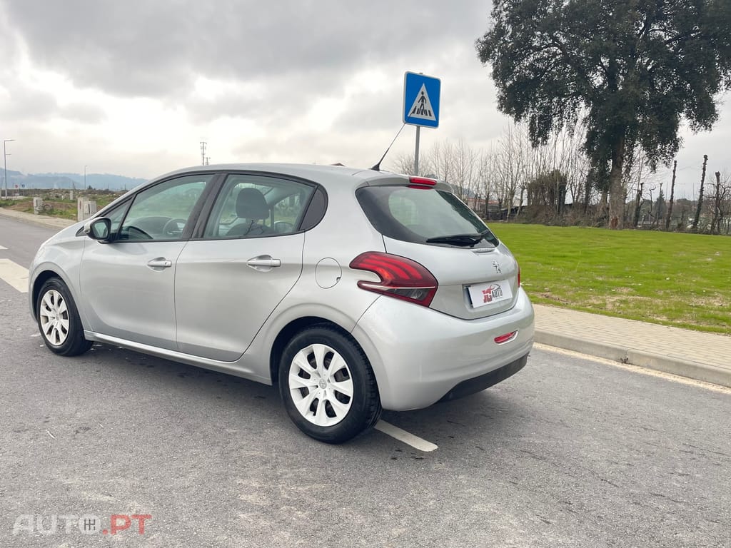 Peugeot 208 1.2 PureTech Active