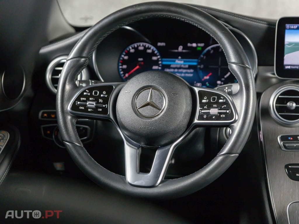 Mercedes-Benz C 300 de AMG Line