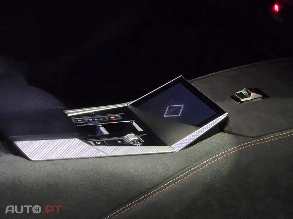 DS DS4 E-TENSE 225 PERFORMANCE LINE+