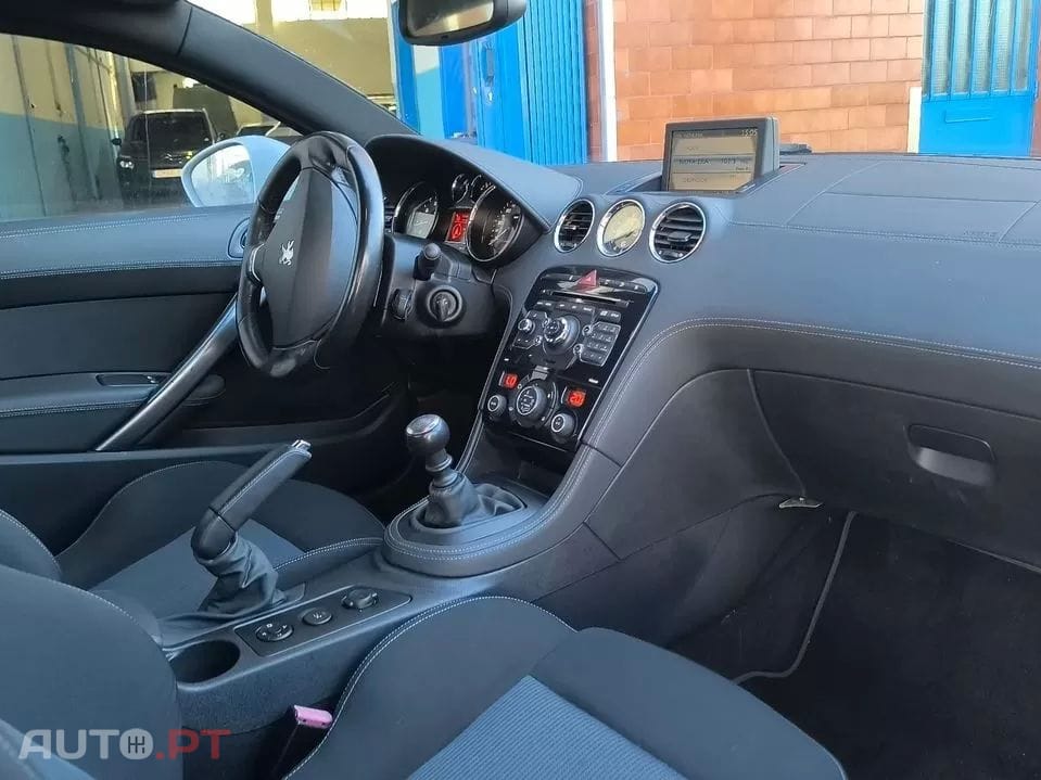 Peugeot RCZ 1 6 200 Thp Onyx