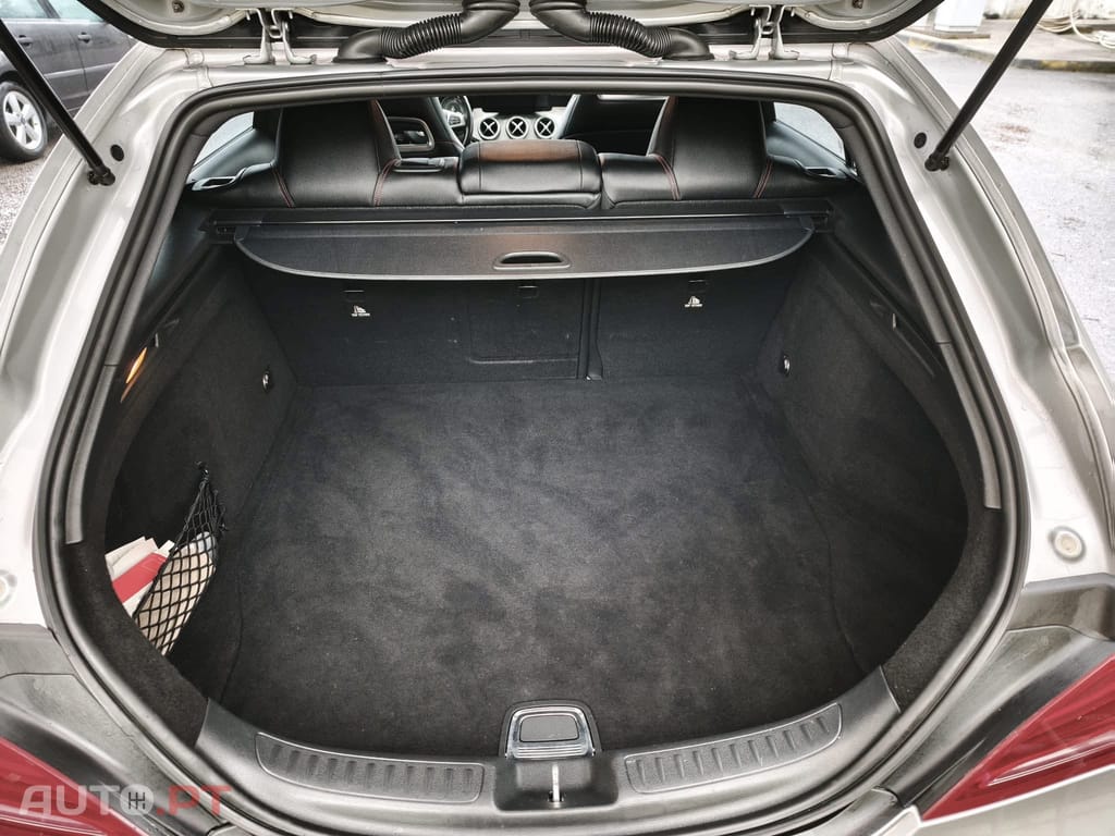 Mercedes-Benz C 220 Amg