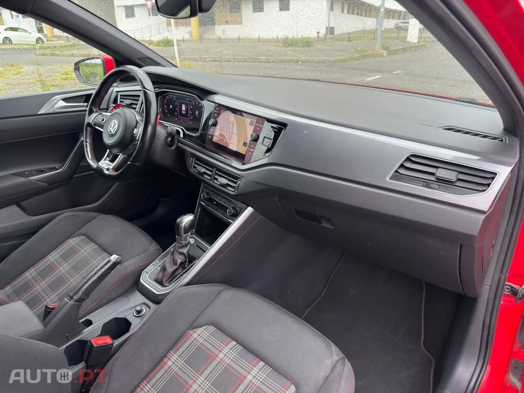 Volkswagen Polo 2.0 TSI GTI DSG