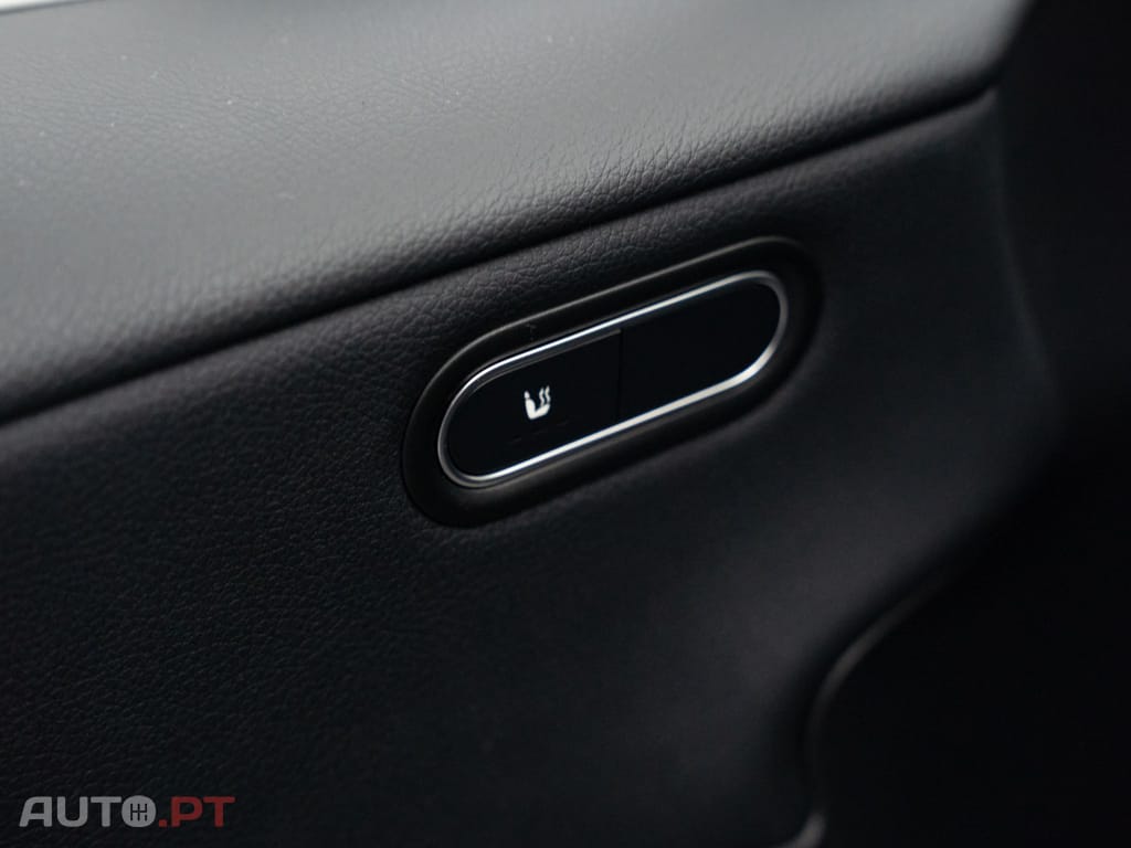 Mercedes-Benz A 250 e