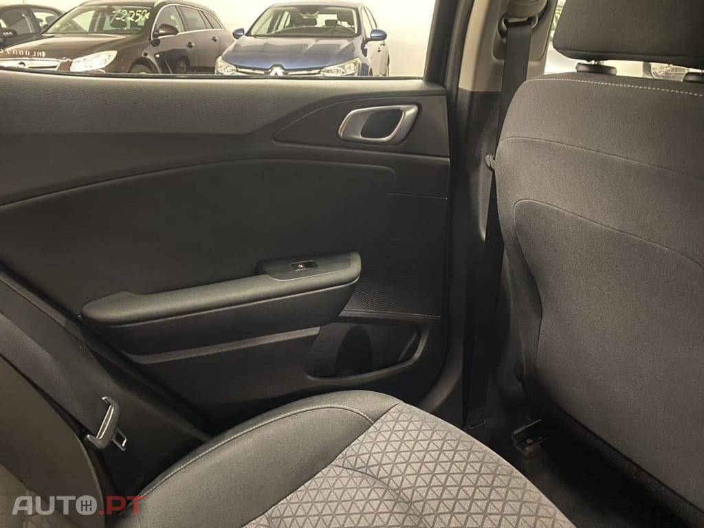 Kia Xceed 1.0 T-GDI Dynamic