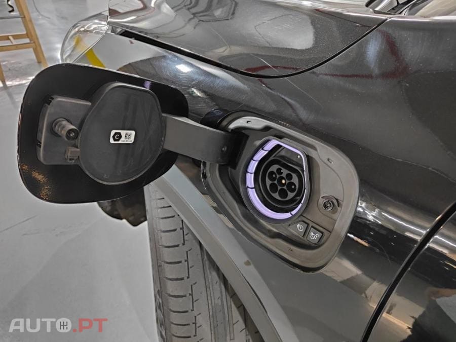 Ford Kuga 2.5 PHEV Titanium
