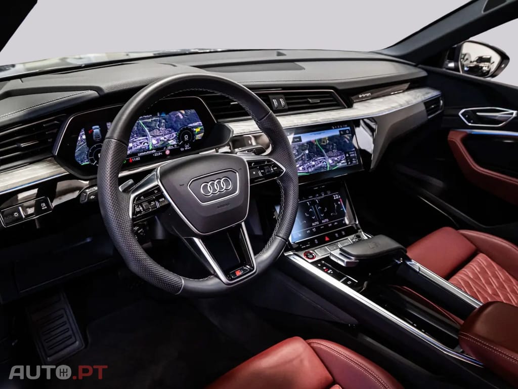 Audi E-Tron I.V.A DEDUTIVEL S BLACK 
