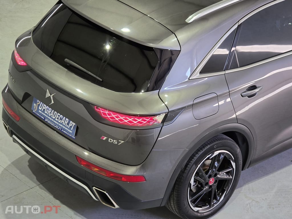 DS DS7 Crossback E-Tense Performance Line EAT8