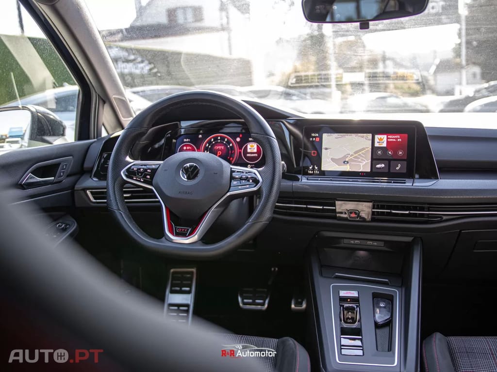Volkswagen Golf 2.0 TSI GTI DSG Performance