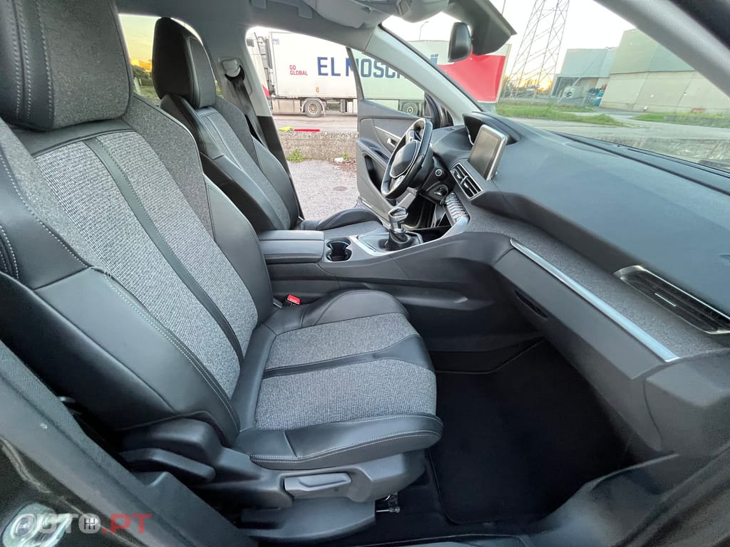 Peugeot 5008 Allure