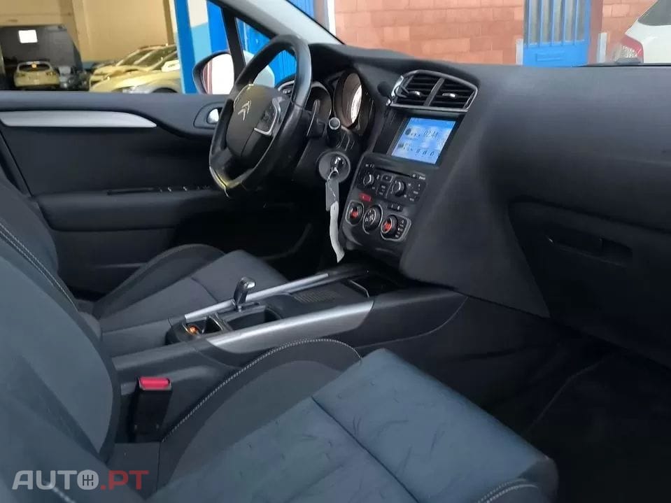 Citroen C4 1.6 e-HDi Exclusive J17 CMP6