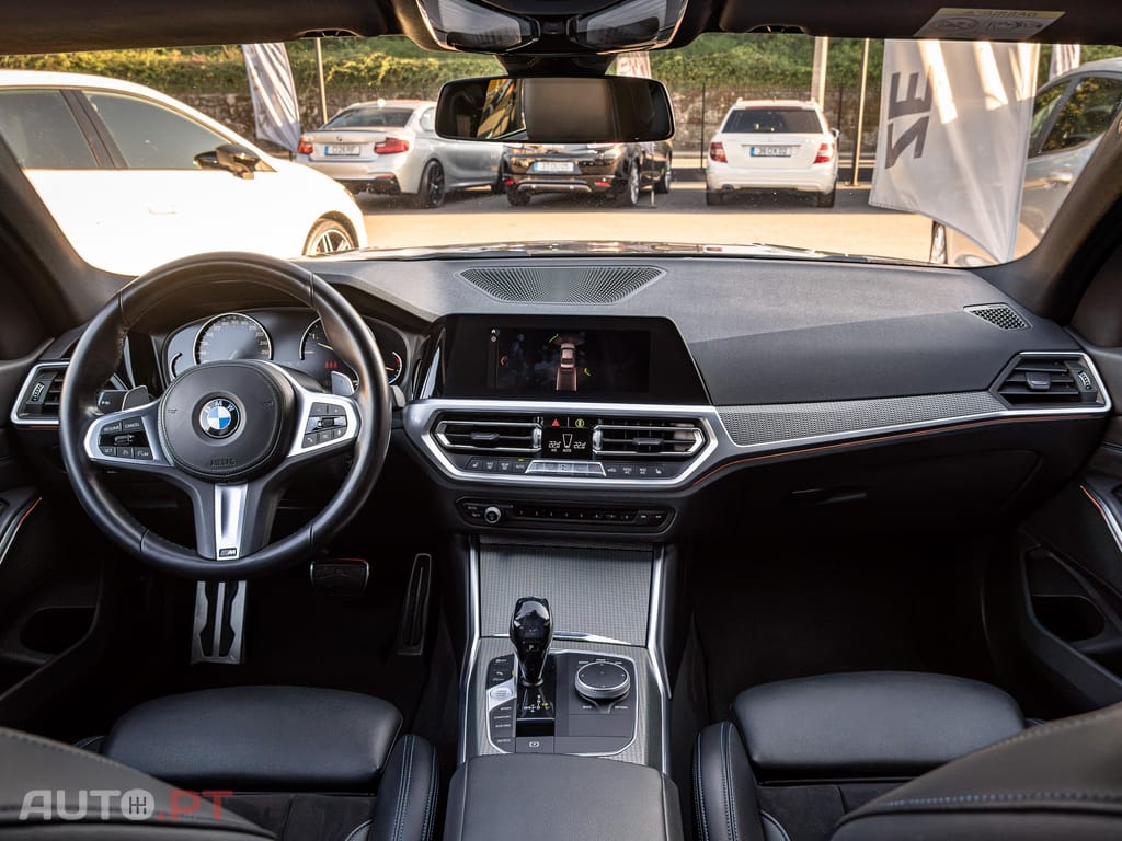 BMW 320 i Pack M Auto