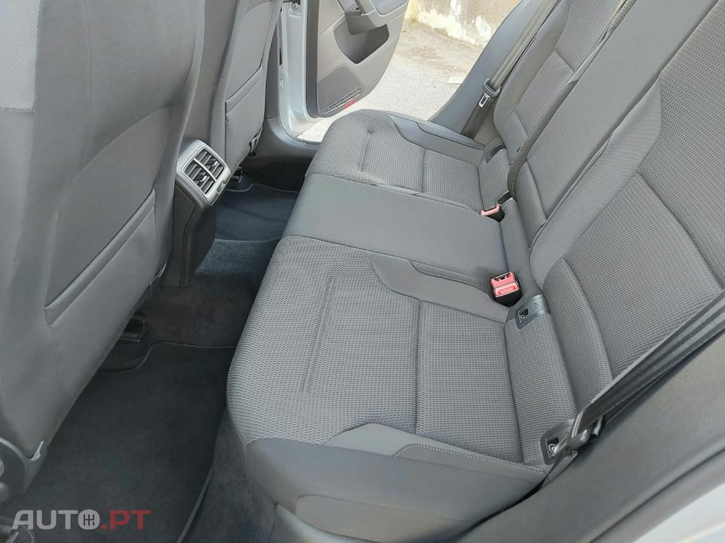 Volkswagen Golf 1.6 TDi GPS Edition
