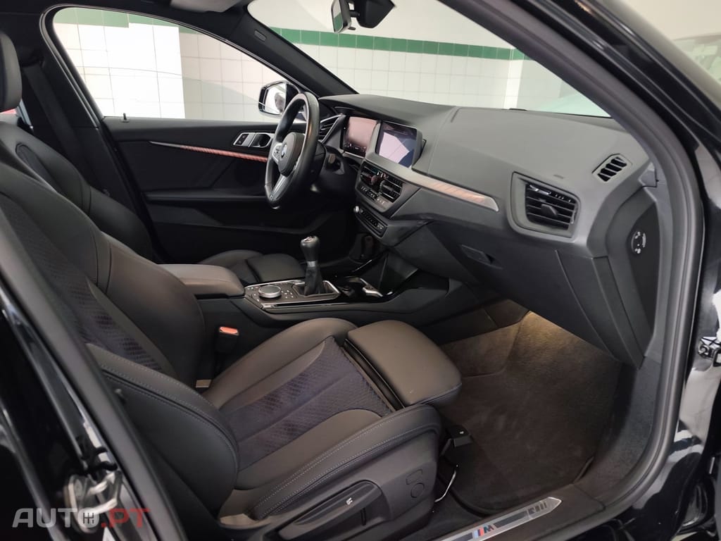 BMW 116 d Pack Desportivo M