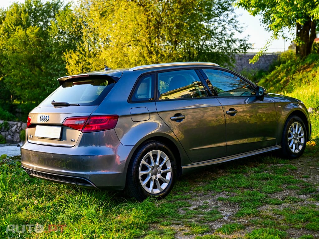 Audi A3 Sportback 1.6 TDi S-line