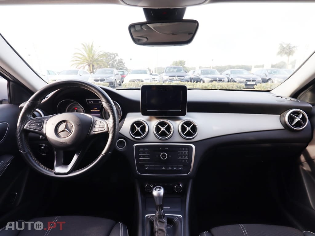 Mercedes-Benz GLA 180 (CDI) d Urban