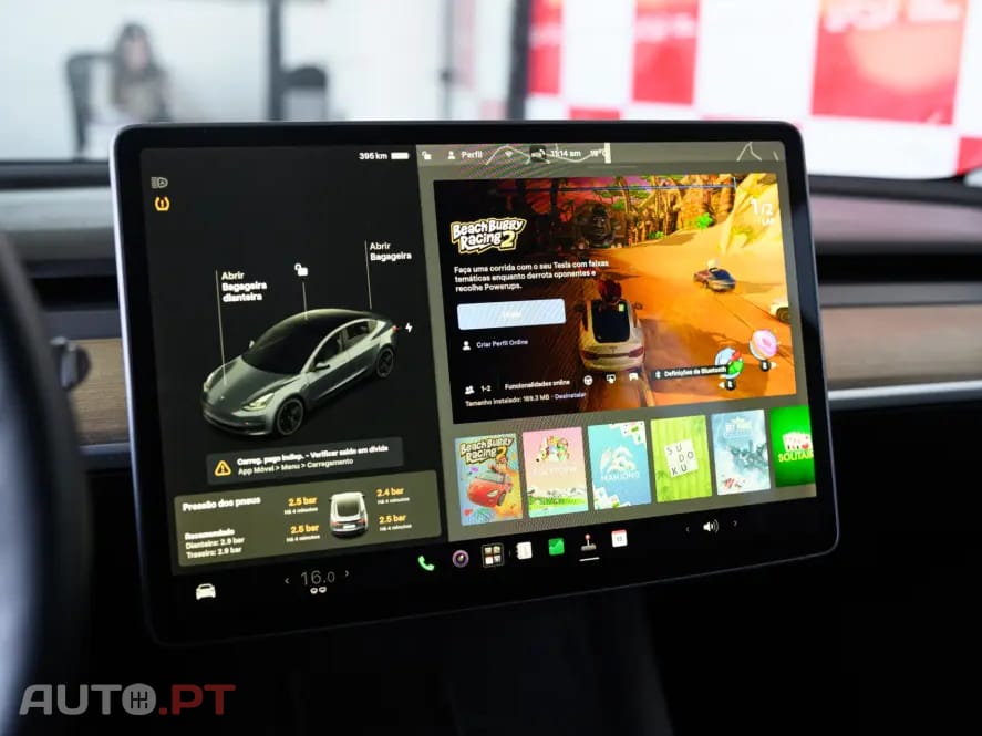 Tesla Model 3 Standard Range Plus RWD