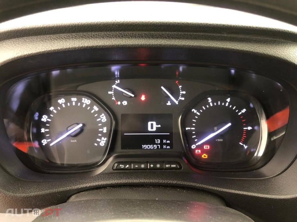 Peugeot Expert 1.5 BlueHDi Long