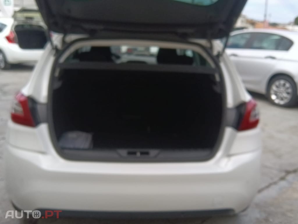 Peugeot 308 1.6 BlueHDi Active