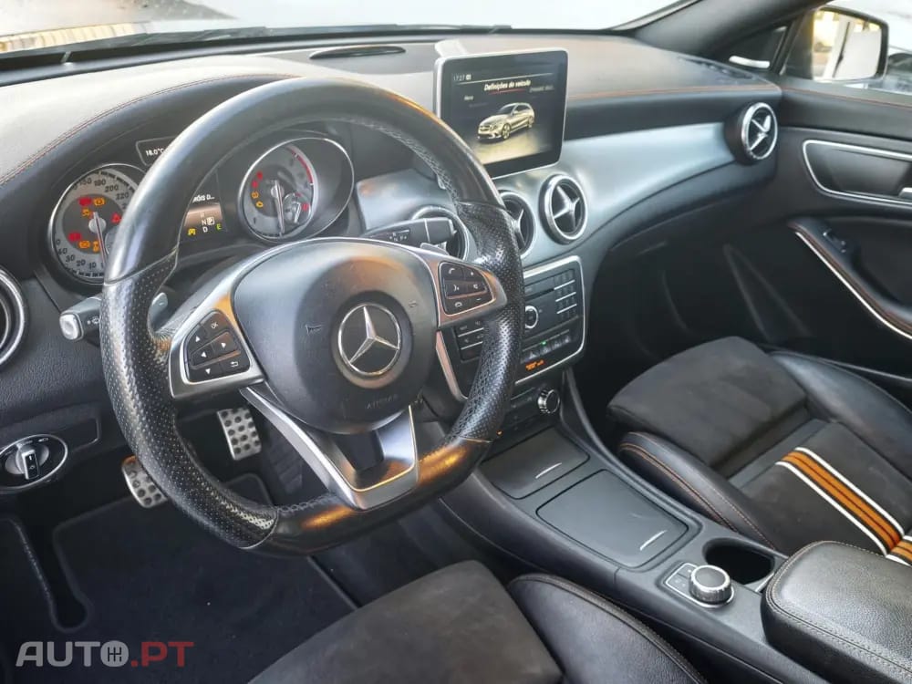 Mercedes-Benz CLA 220 (CDI) d 4Matic 7G-DCT Orange Art Edition
