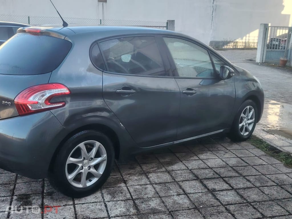 Peugeot 208 1.4 HDi Active