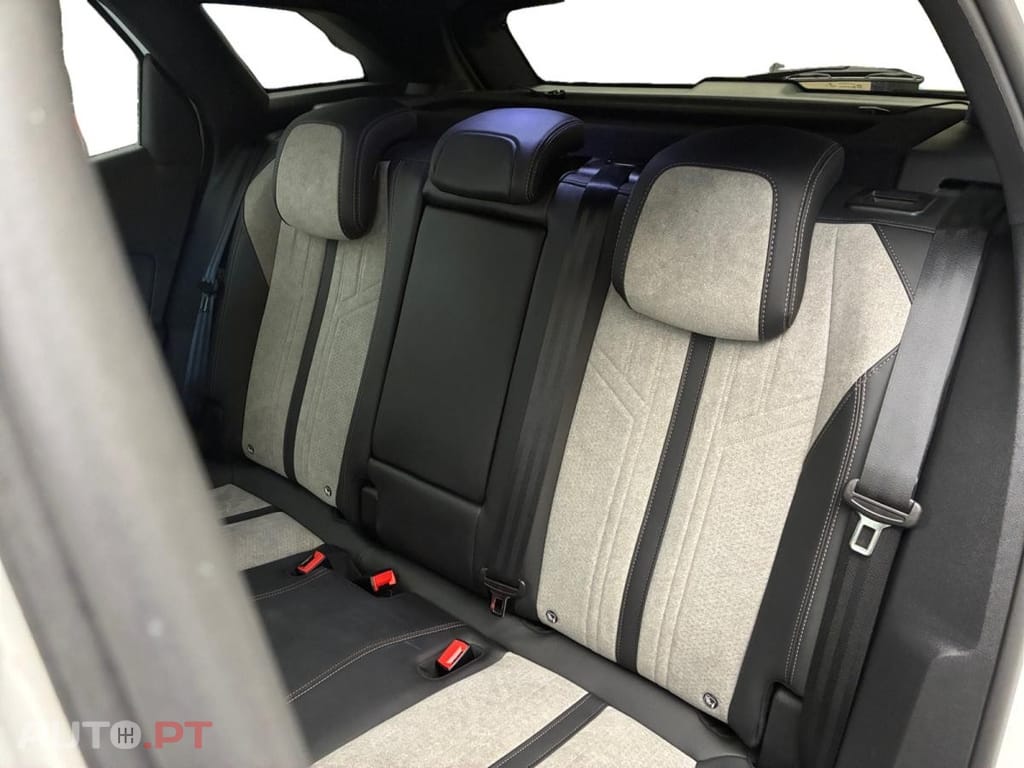 Peugeot 3008 1.6 Hybrid GT e-EAT8