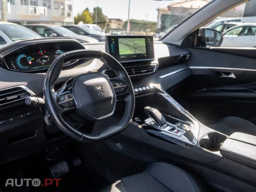 Peugeot 3008 1.6 Hybrid Allure Pack e-EAT8