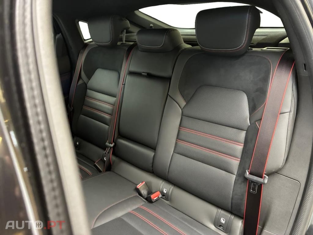 Renault Arkana 1.3 Hybrid R.S. Line EDC