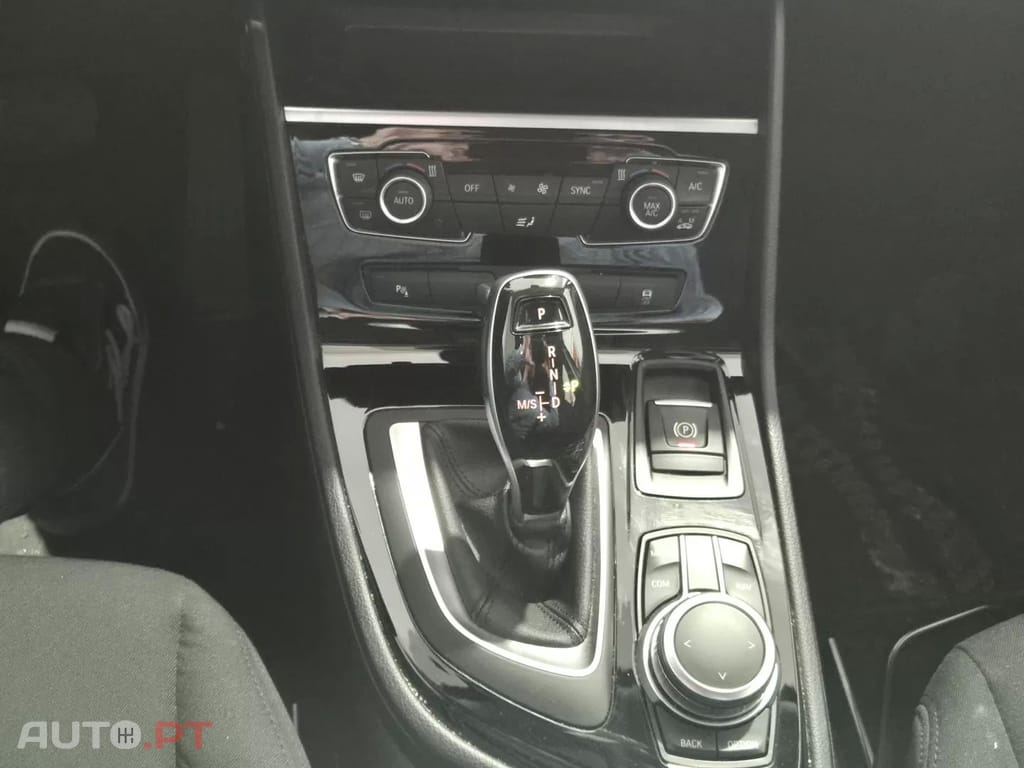 BMW 216 d Advantage Auto