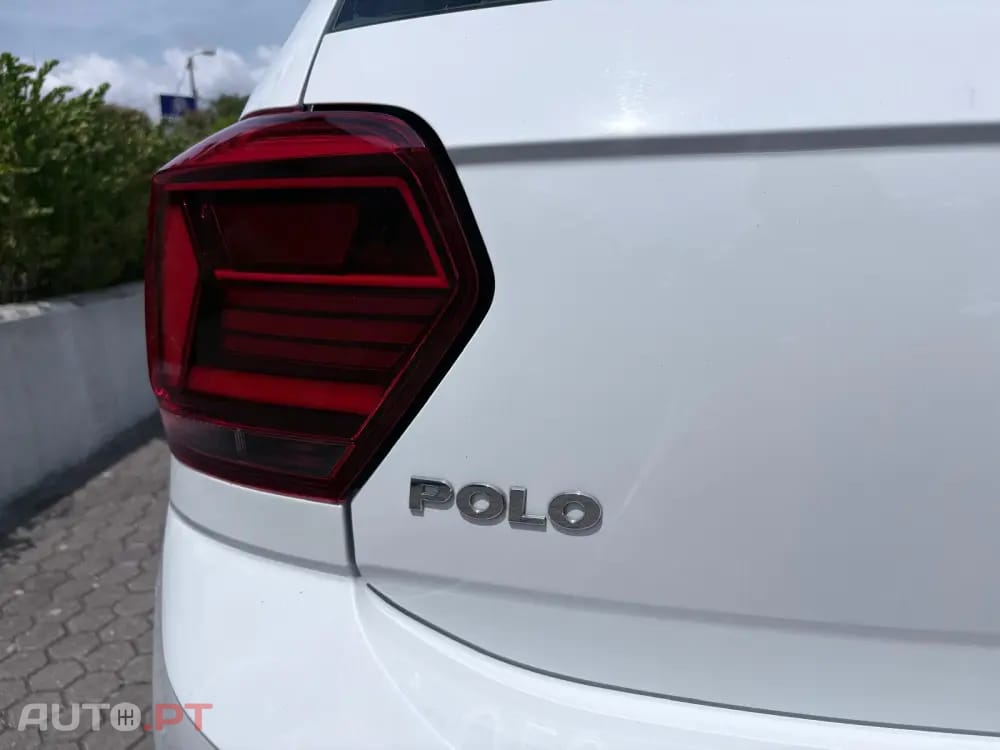 Volkswagen Polo 1.0 Confortline
