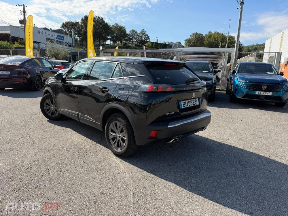 Peugeot 2008 1.2 PureTech Allure