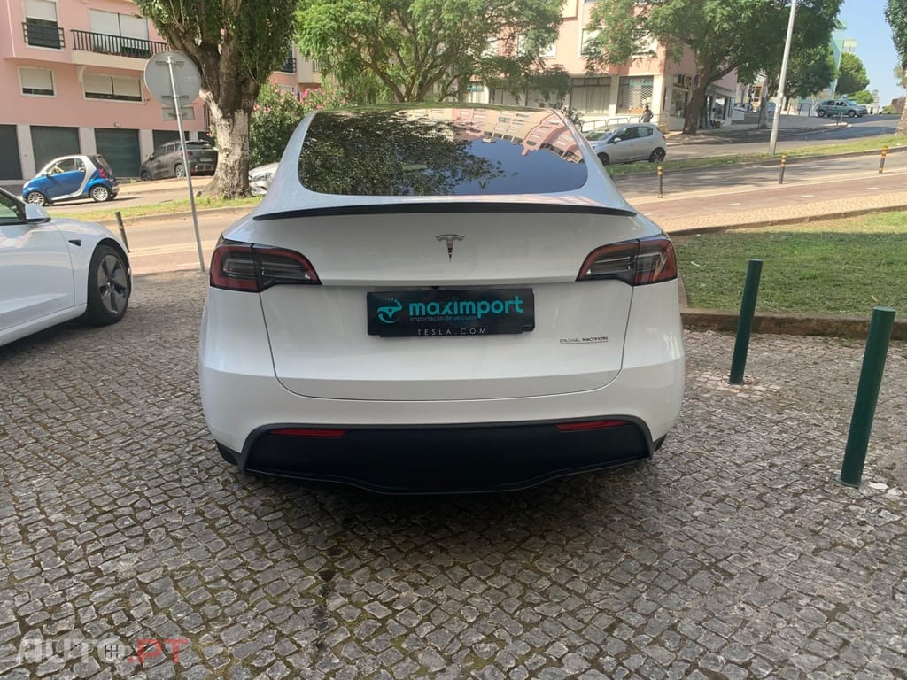Tesla Model Y Performance Tração Integral