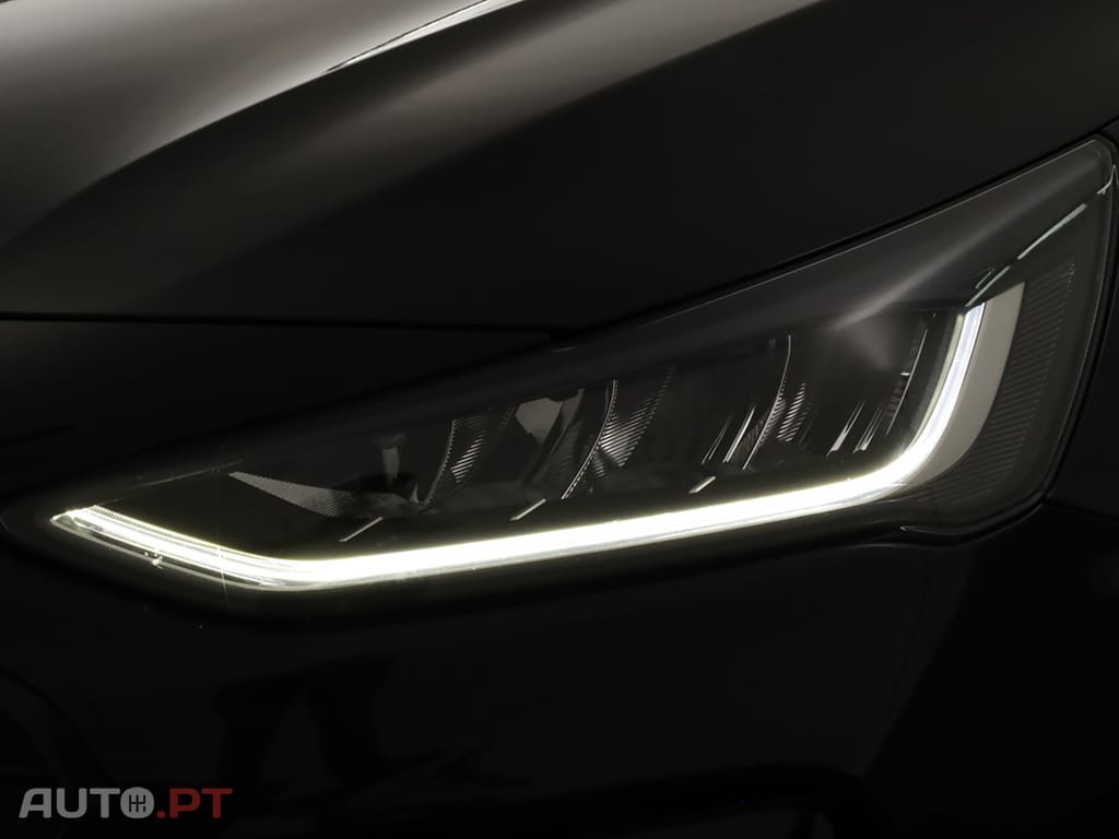 Ford Focus Focus SW 1.0 EcoBoost MHEV ST-Line X Aut. — fotografia 6