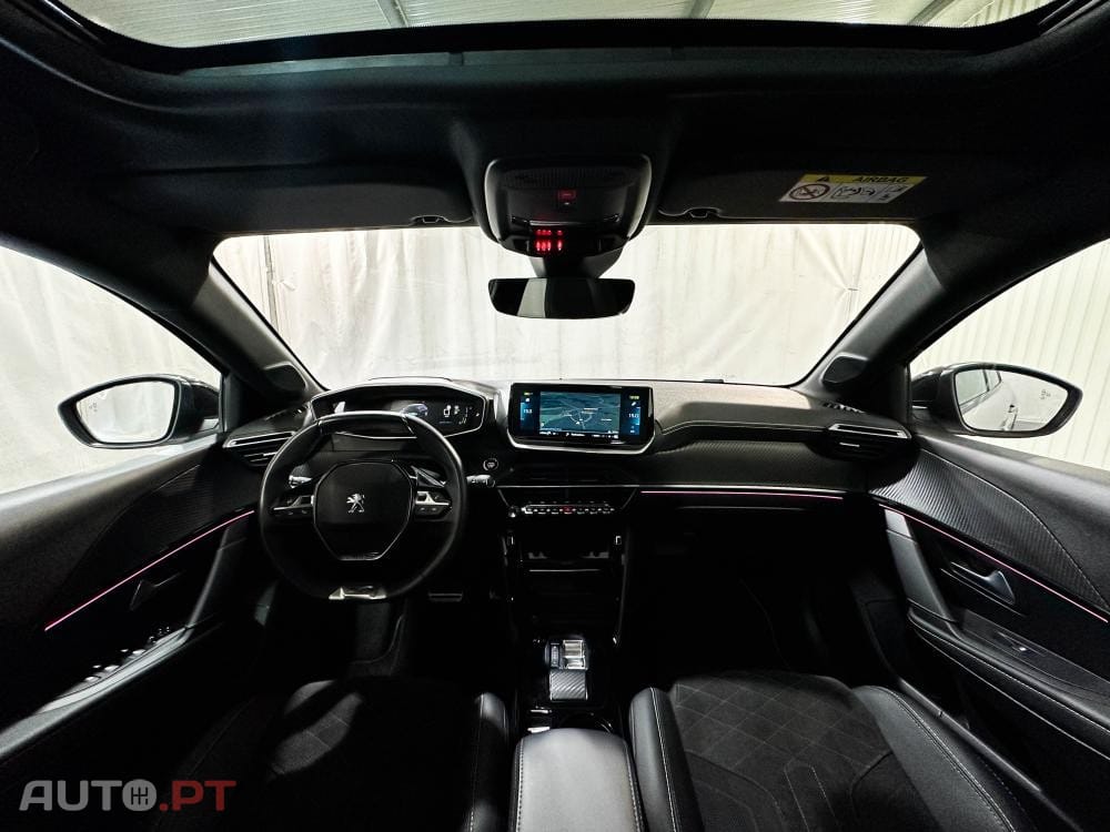Peugeot E-208 50 kWh GT Pack