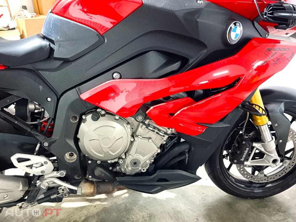 BMW S S1000XR