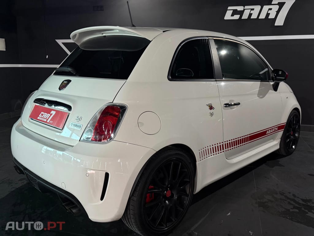 Abarth 595 Outro