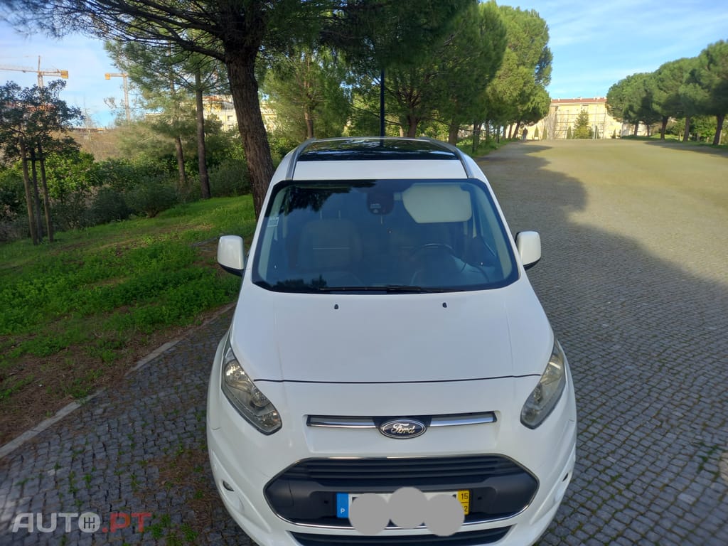 Ford Tourneo Connect Titanium