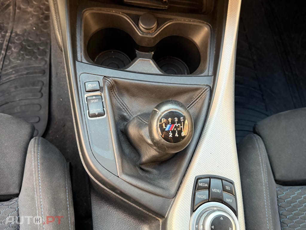 BMW 116 d Pack Desportivo M