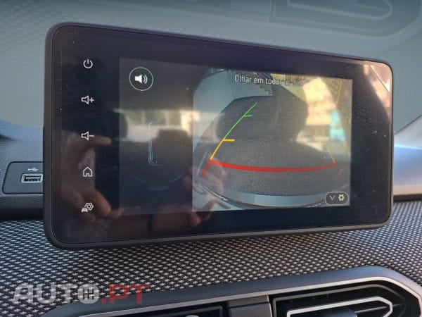 Dacia Sandero ECO-G 100 Bi-Fuel Journey