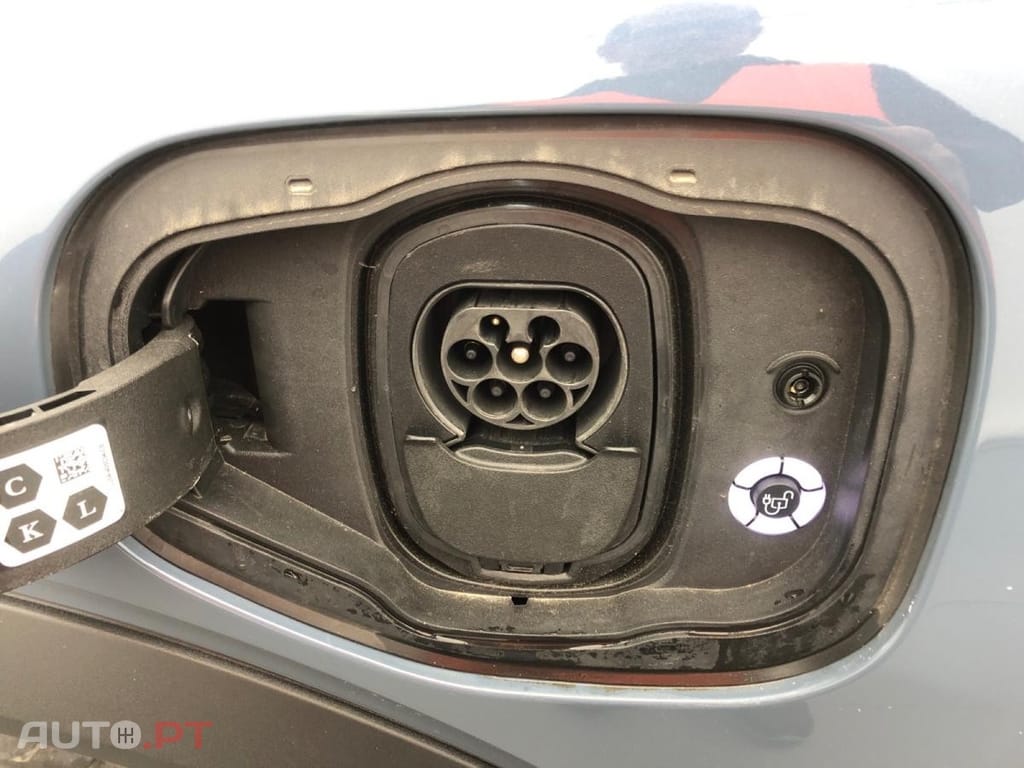 Ford Mustang Mach-E Standard Range