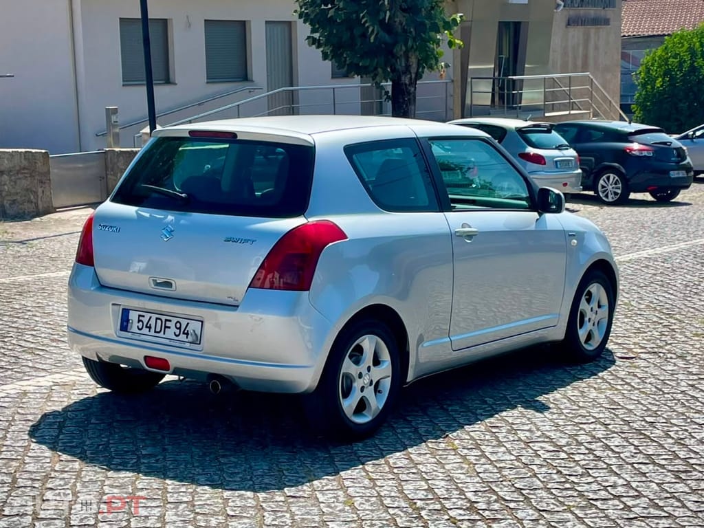 Suzuki Swift 1.3 DDiS GL