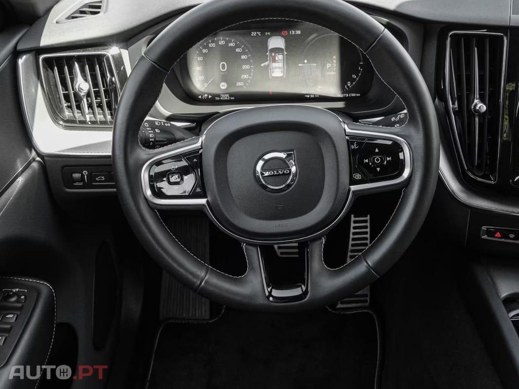 Volvo XC60 T8 