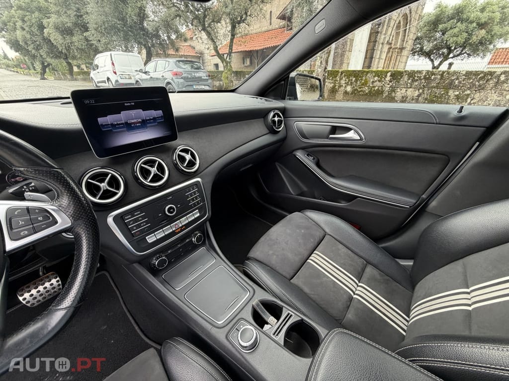 Mercedes-Benz CLA 180 d Shooting Brake AMG Line Aut.