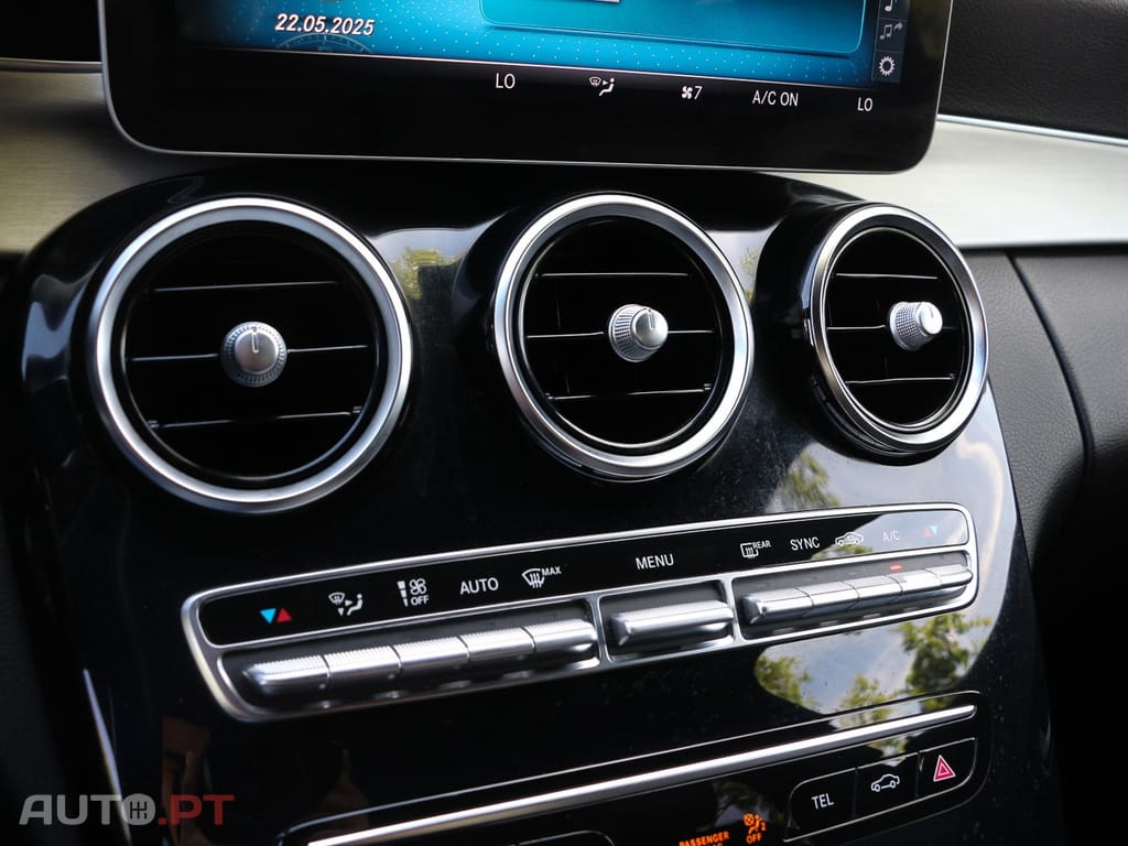 Mercedes-Benz C 200 Outro