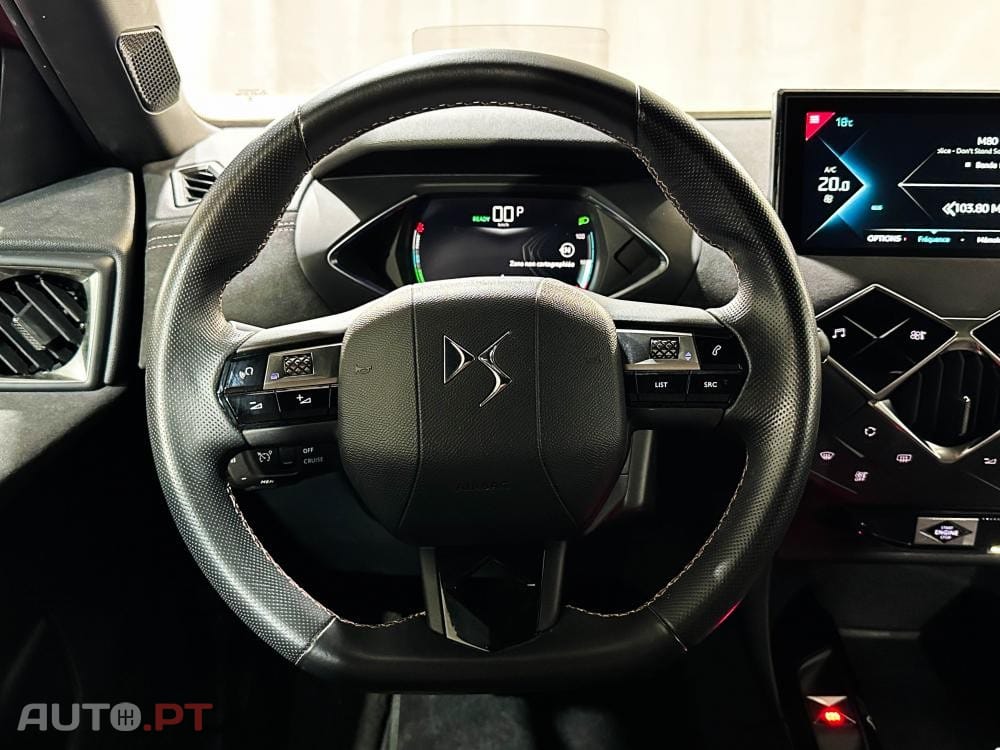 DS DS3 Crossback E-TENSE PERFORMANCE LINE +